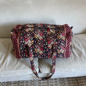 Vera Bradley XL duffle bag (vintage) red and black flower pattern